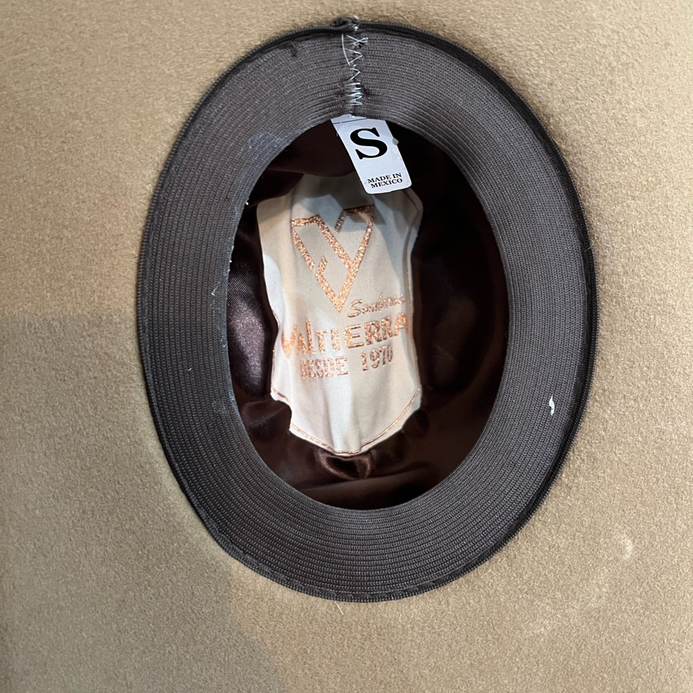 Cowboy hat - Picture 2 of 3